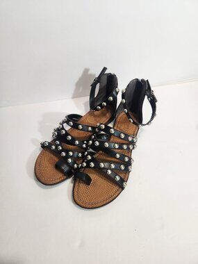 Circus by Sam Edelman Gladiator Sandal, Popular flat Strappy Sandal size 8 1/2